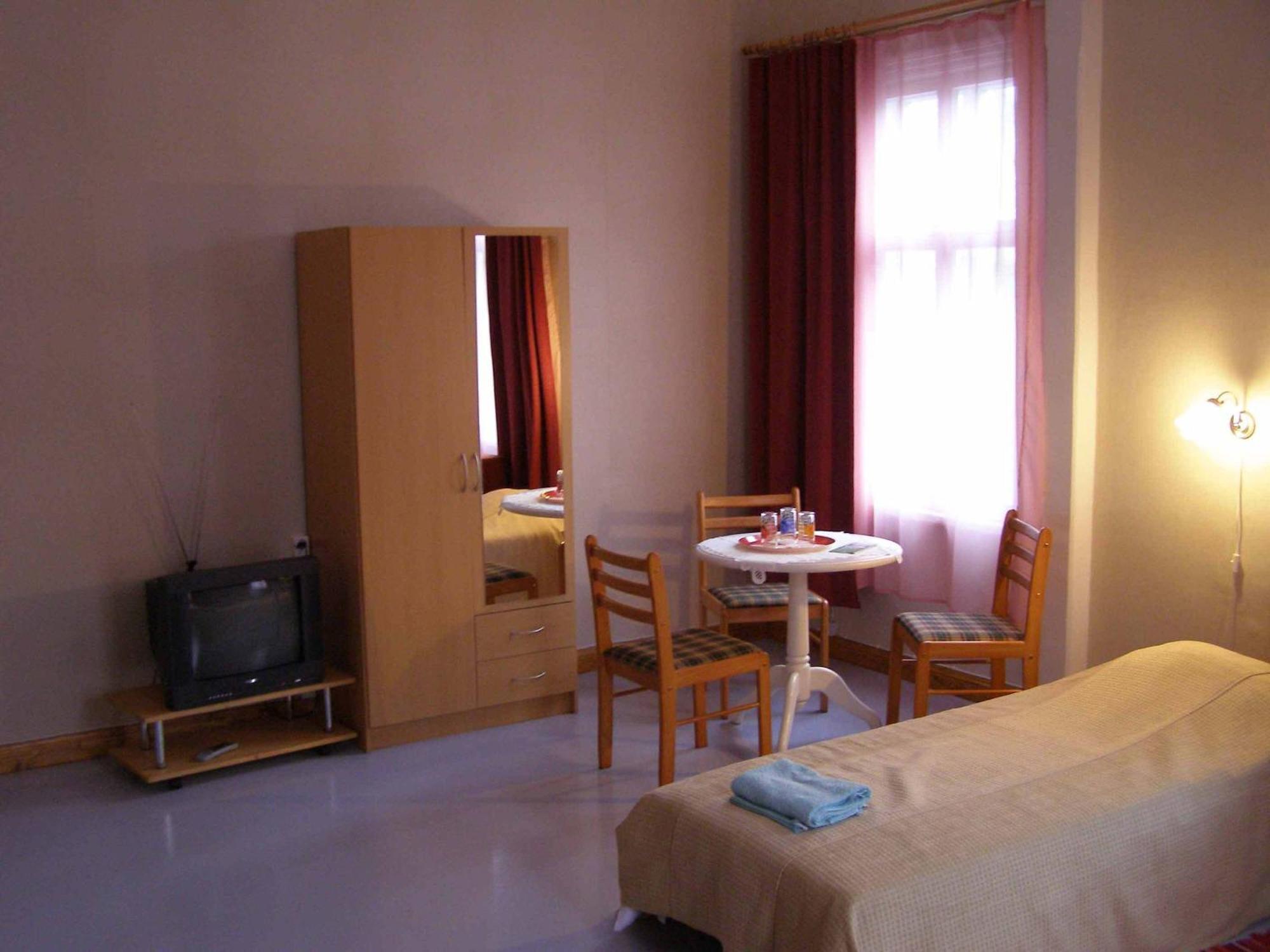 Tiia Guesthouse Pärnu Dış mekan fotoğraf